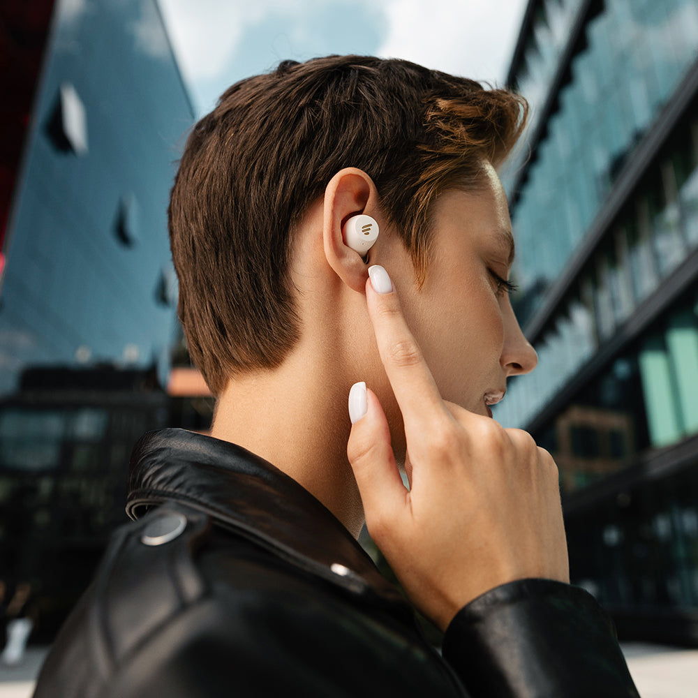 #カラー_ホワイト